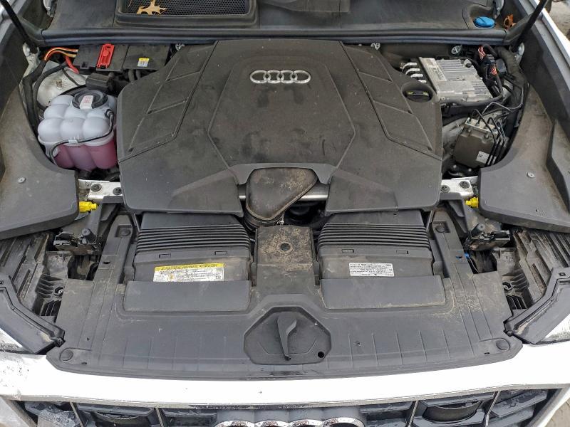 2020 Audi Q8 Prestige
