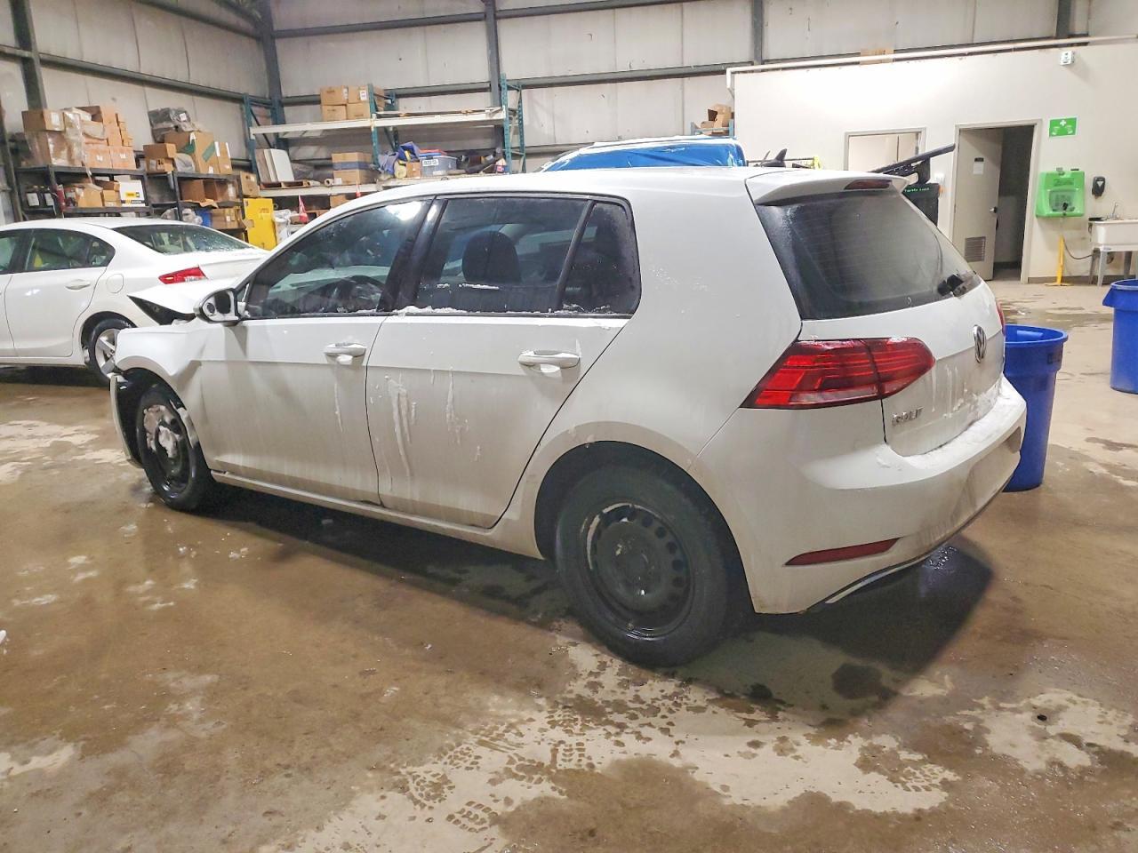2018 Volkswagen Golf s