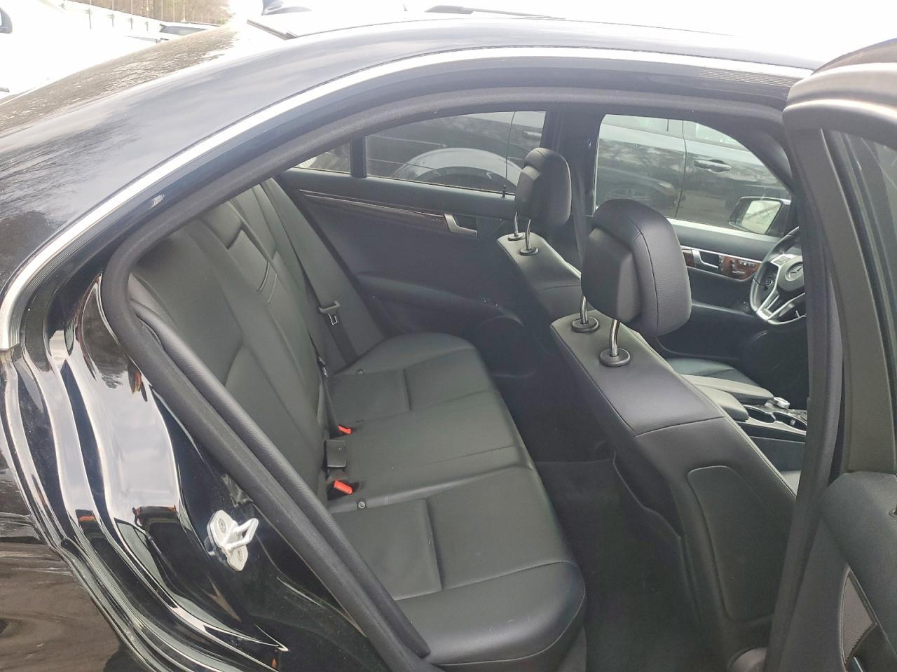 2014 Mercedes-Benz C 250