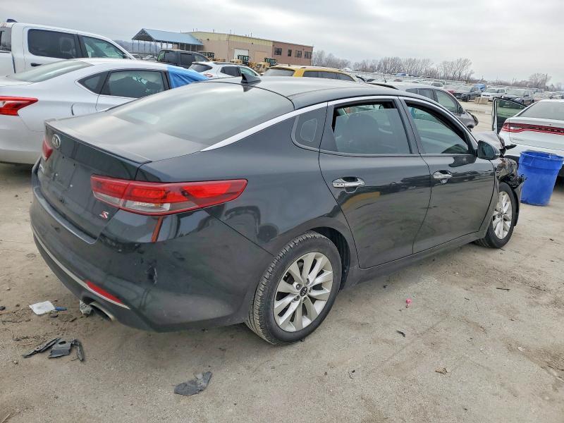 2018 KIA Optima