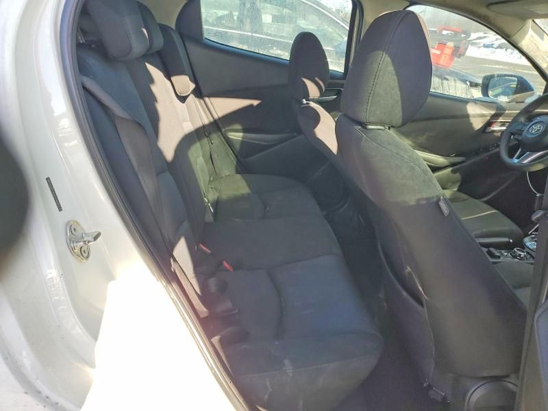 2017 Toyota Yaris ia