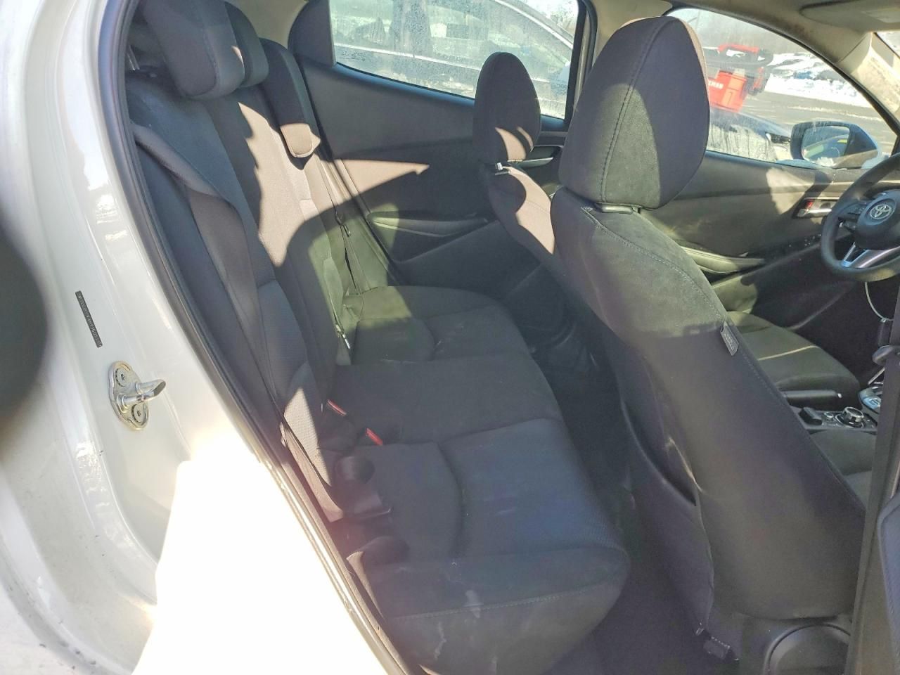 2017 Toyota Yaris ia