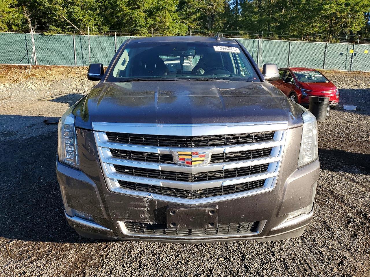 2016 Cadillac Escalade Luxury