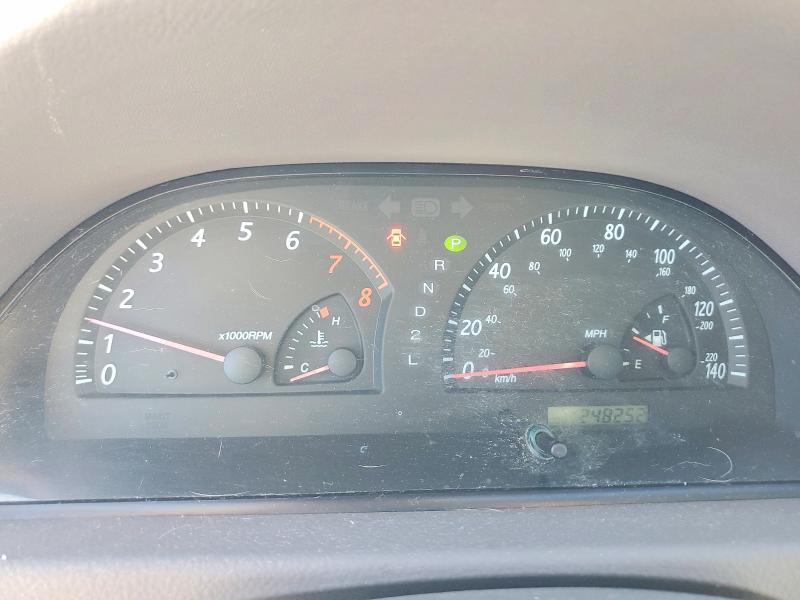 2004 Toyota Camry le