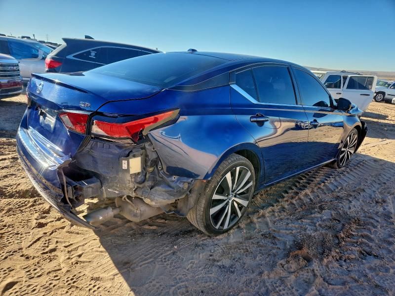 2020 Nissan Altima sr