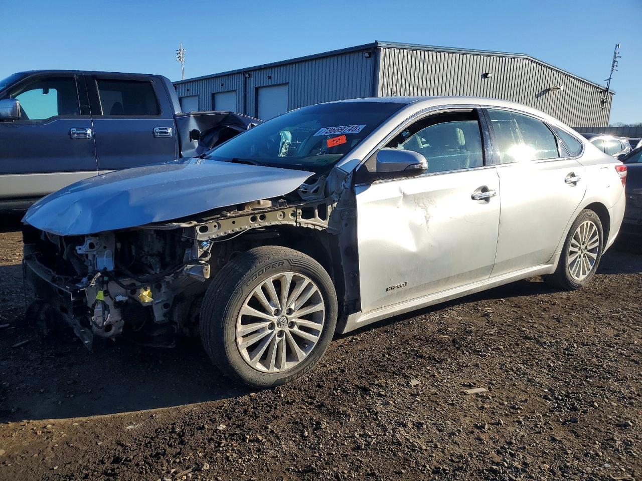 2013 Toyota Avalon Hybrid