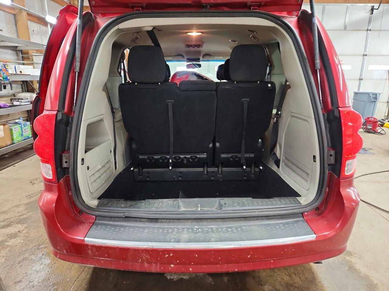 2012 Dodge Grand Caravan se