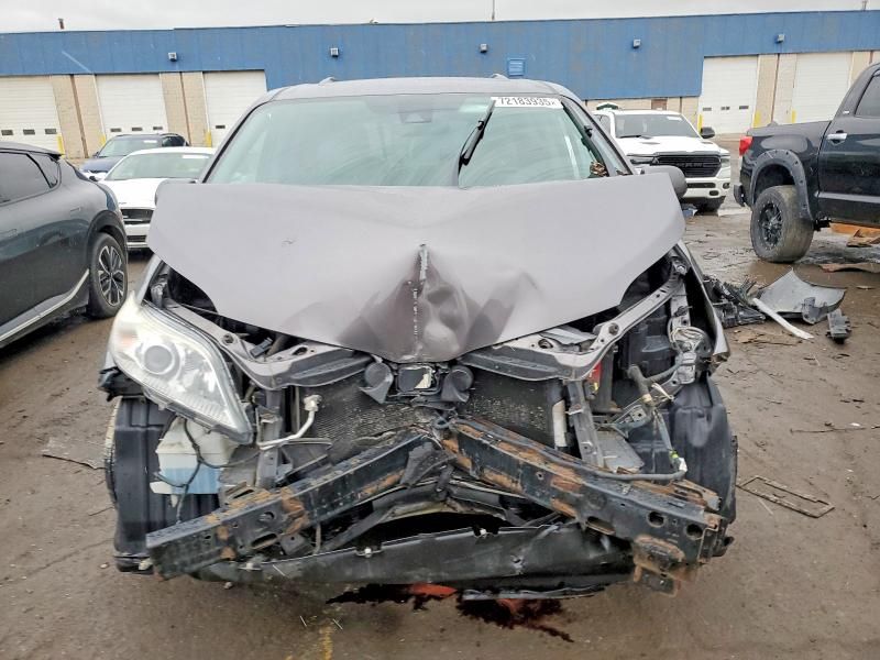 2018 Toyota Sienna xle