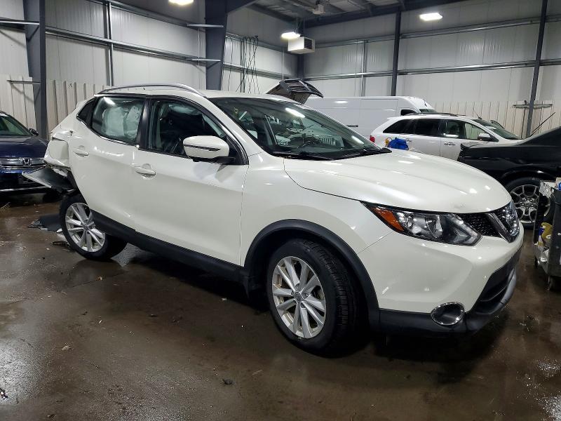 2017 Nissan Rogue Sport sv