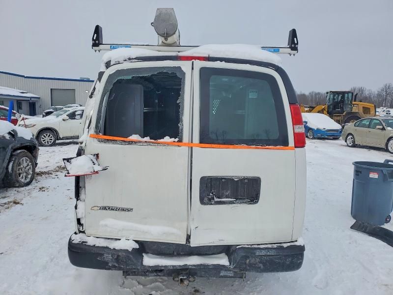 2023 Chevrolet Express G2500