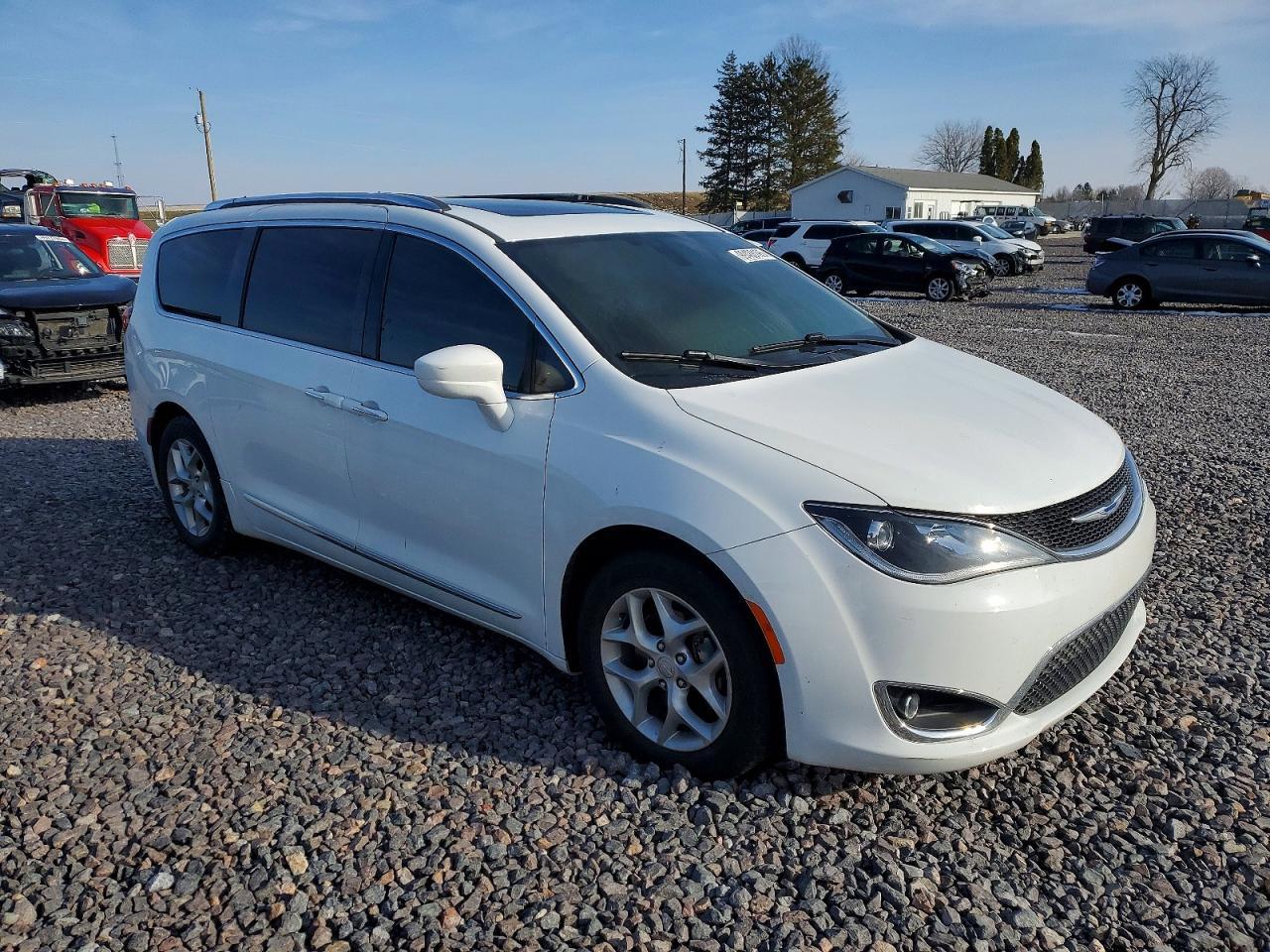 2018 Chrysler Pacifica Touring l Plus