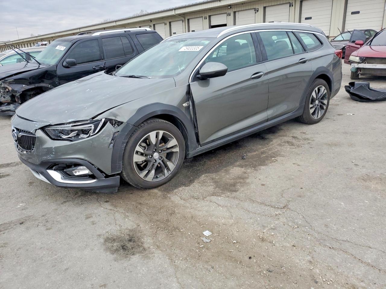 2019 Buick Regal Tourx Essence