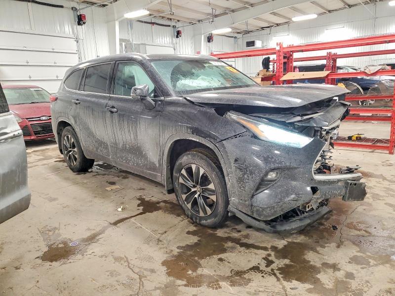 2020 Toyota Highlander xle