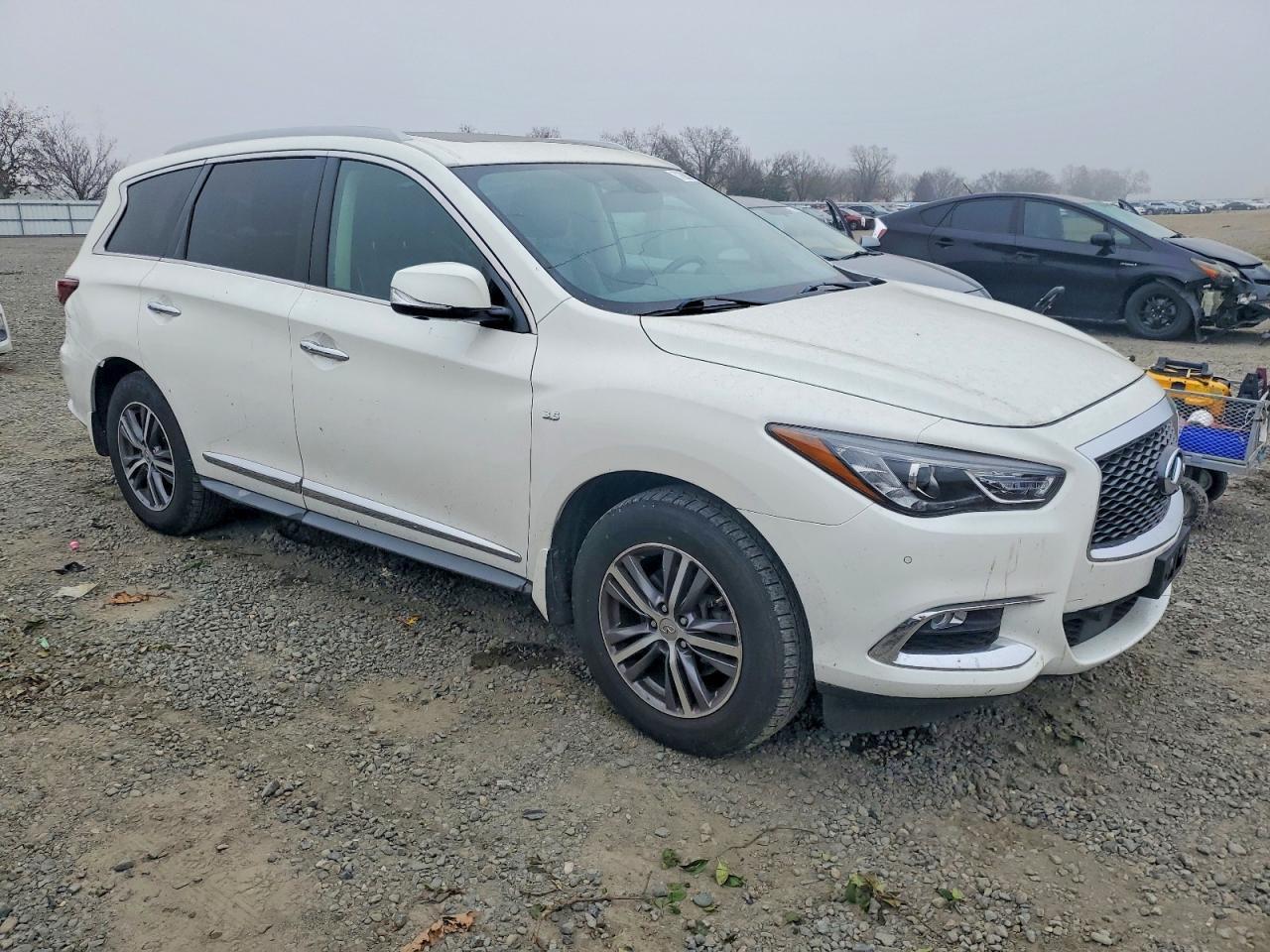 2017 Infinity Qx60