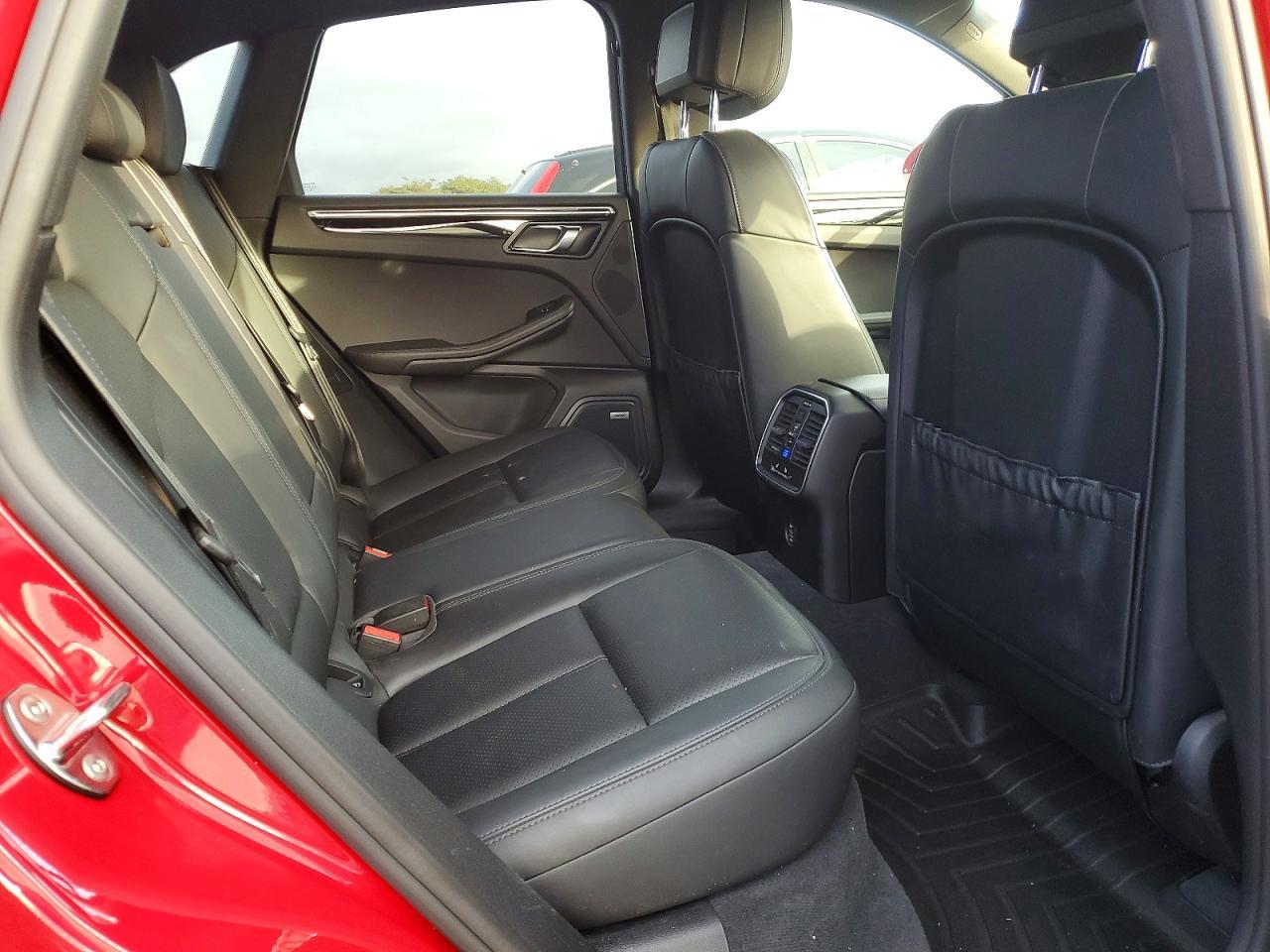 2019 Porsche Macan