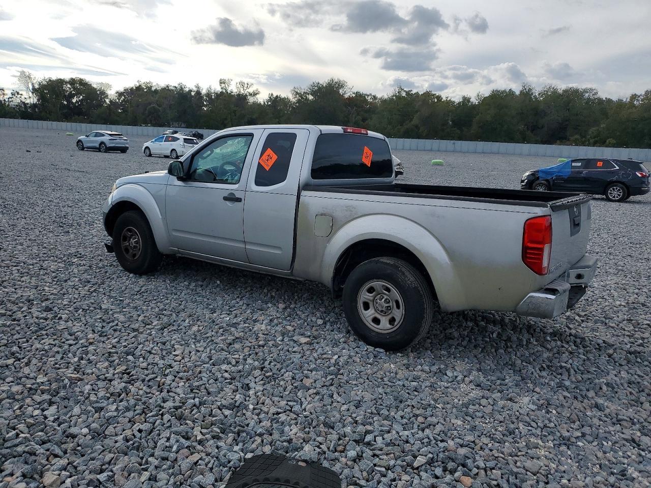 2014 Nissan Frontier s