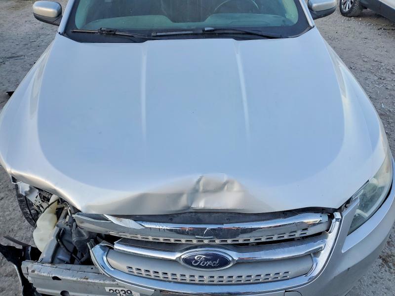 2010 Ford Taurus sel