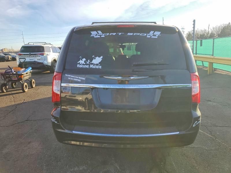 2014 Chrysler Town & Country Touring l