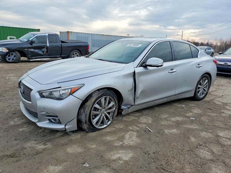 2015 Infiniti Q50 Base