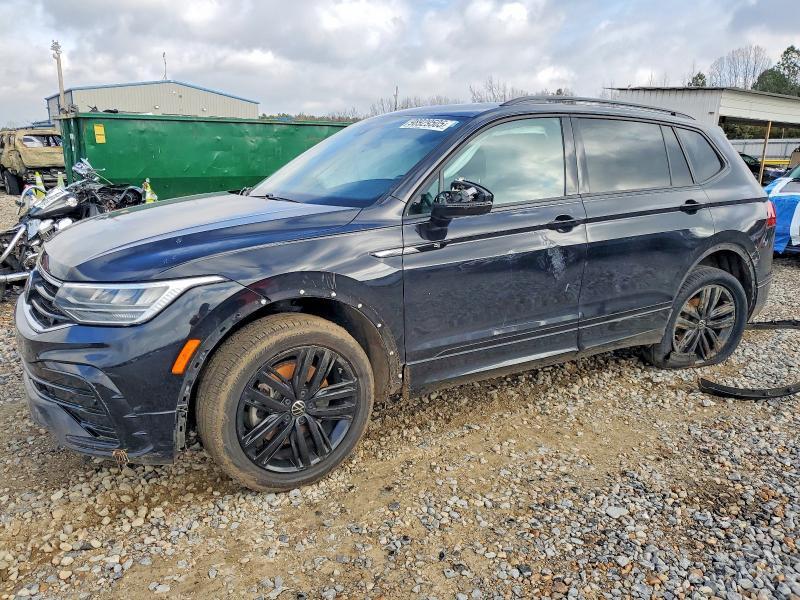 2022 Volkswagen Tiguan se R-line Black