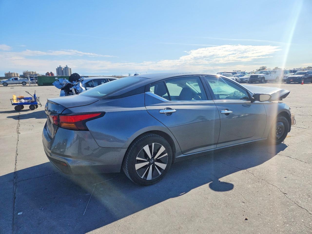 2022 Nissan Altima sv