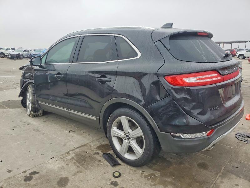 2015 Lincoln Townhouse MKC