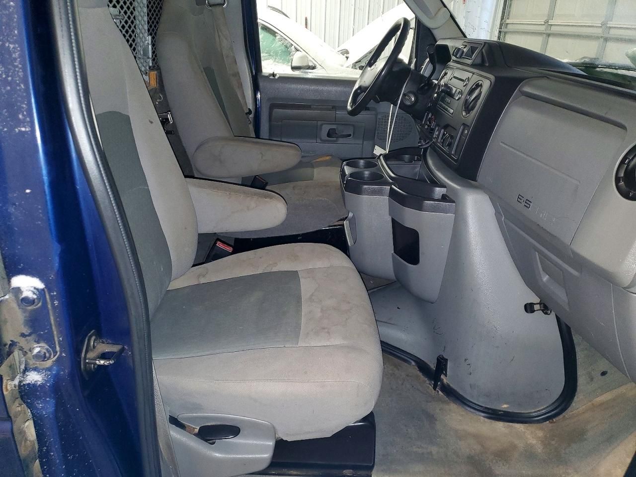 2014 Ford Econoline E350 Super Duty van