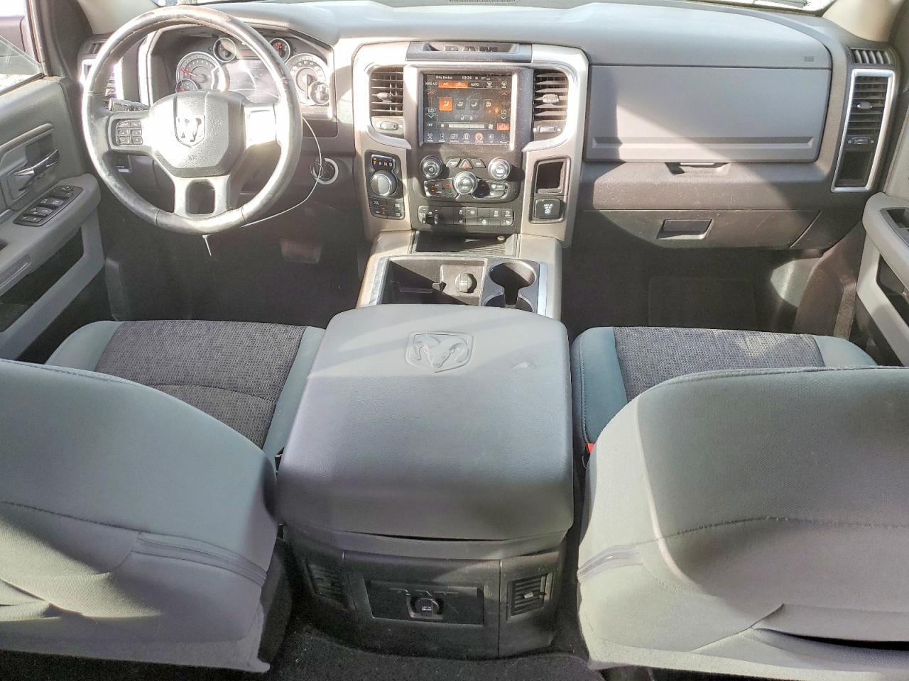 2015 Dodge Ram 1500 slt