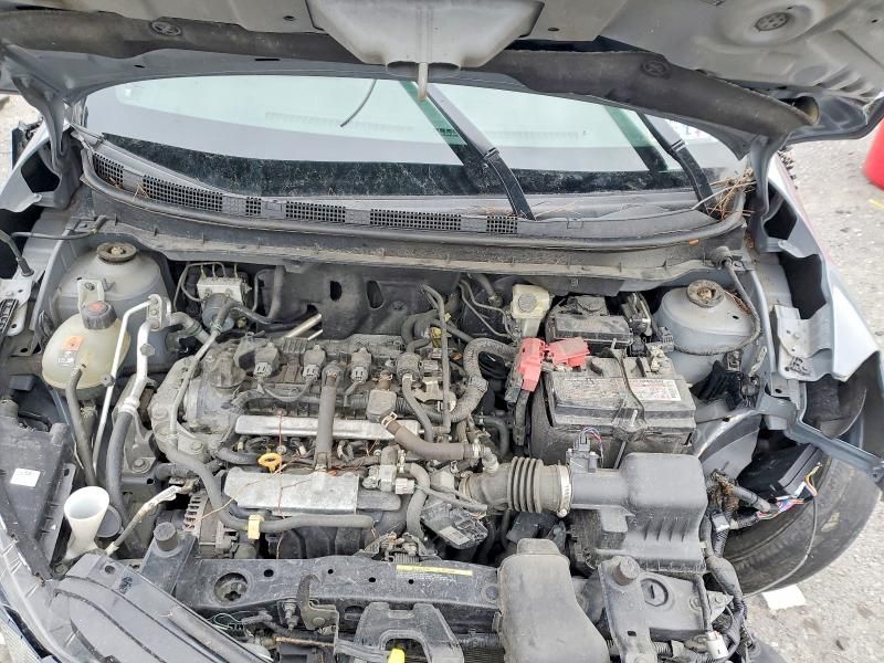 2021 Nissan Kicks sv