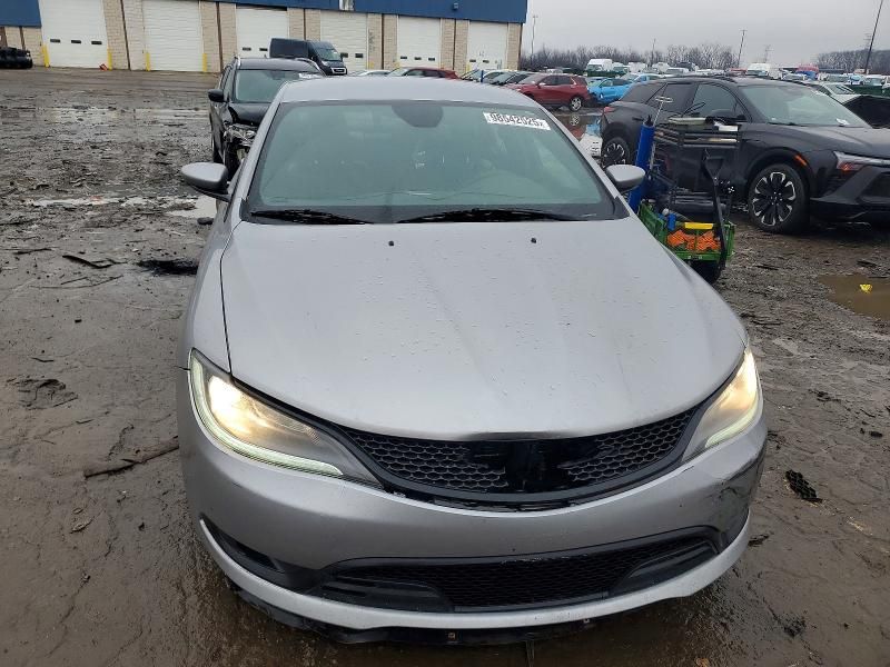 2016 Chrysler 200 s