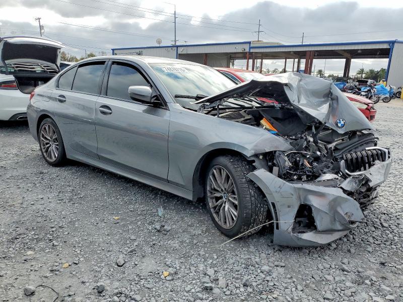 2023 BMW 330i