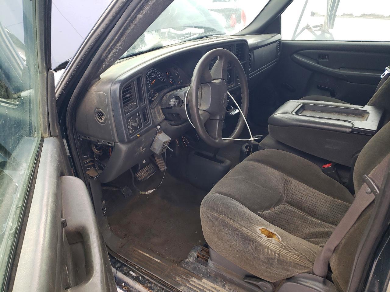 2004 Chevrolet Silverado Dump Truck