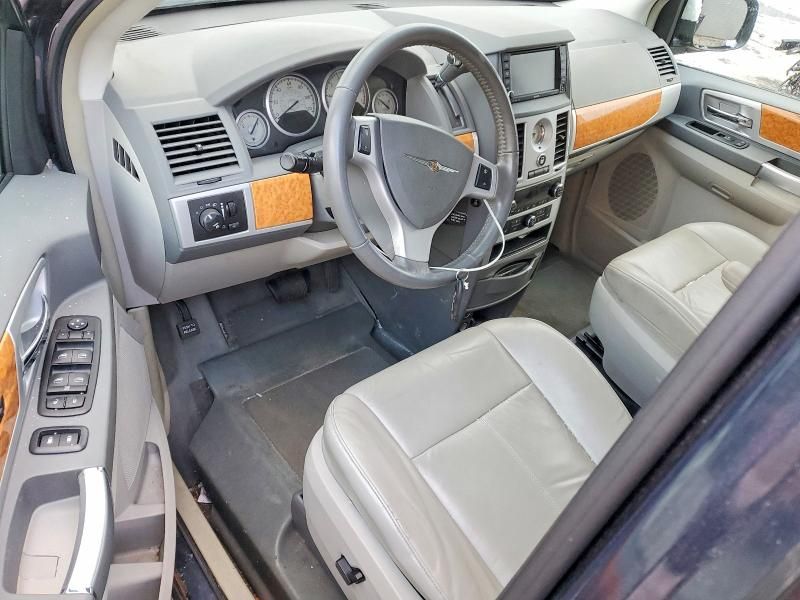 2008 Chrysler Town & Country Limited