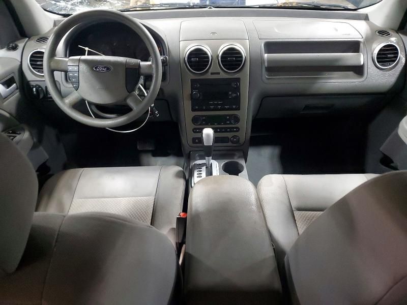 2005 Ford Freestyle se