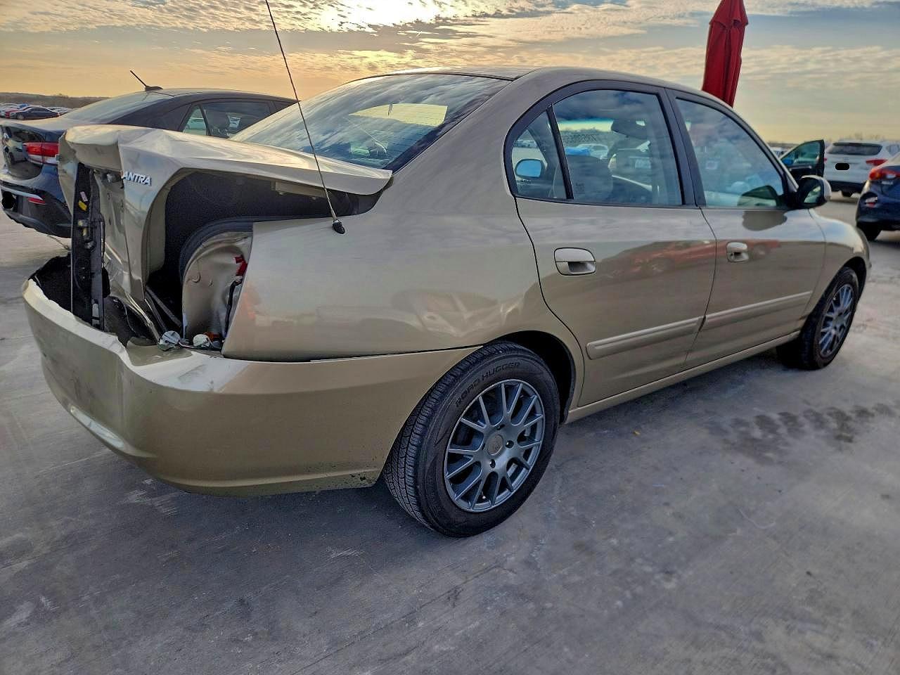 2005 Hyundai Elantra gls