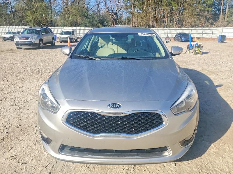 2014 KIA Cadenza Premium