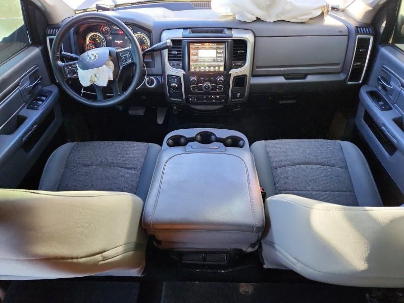 2015 Dodge Ram 3500 big Horn Crew c