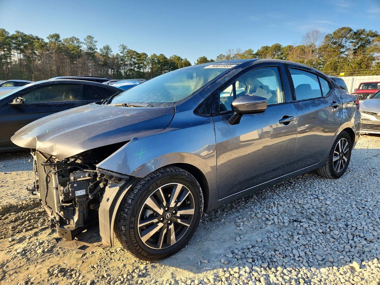 2020 Nissan Versa sv
