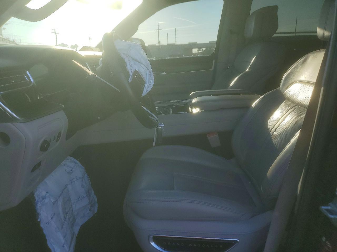 2023 Jeep Grand Wagoneer Series i