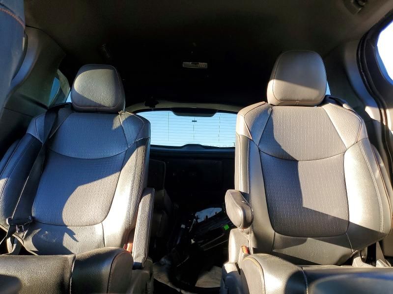 2022 Toyota Sienna xse 7-passenger