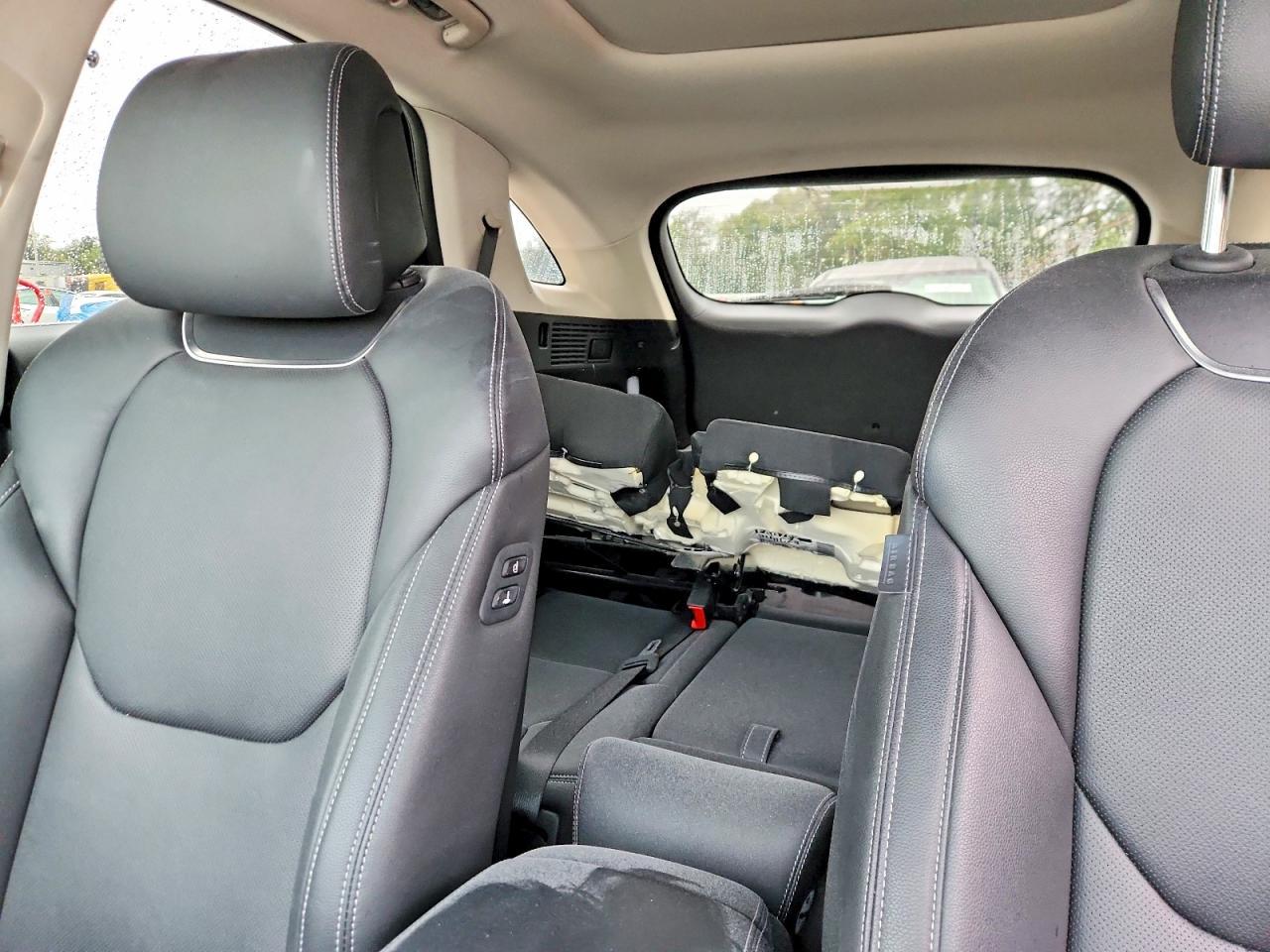 2022 Genesis Gv70