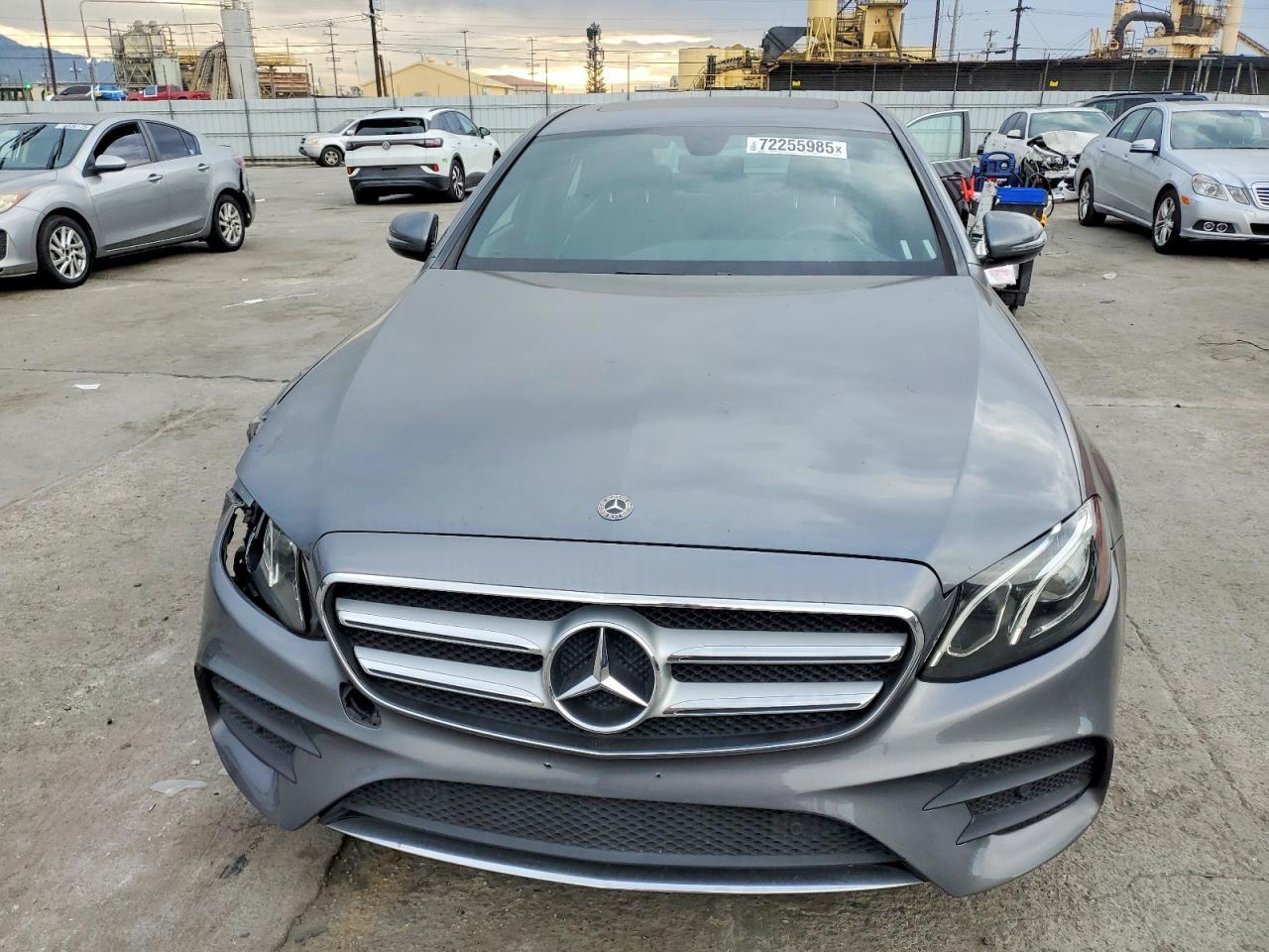 2017 Mercedes-Benz E 300