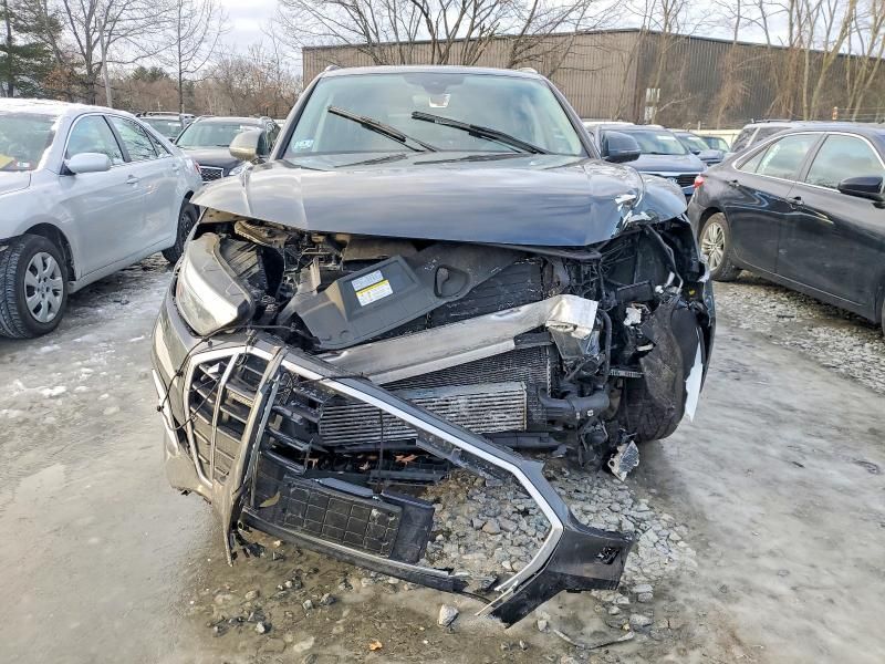 2021 Audi Q5 Prestige