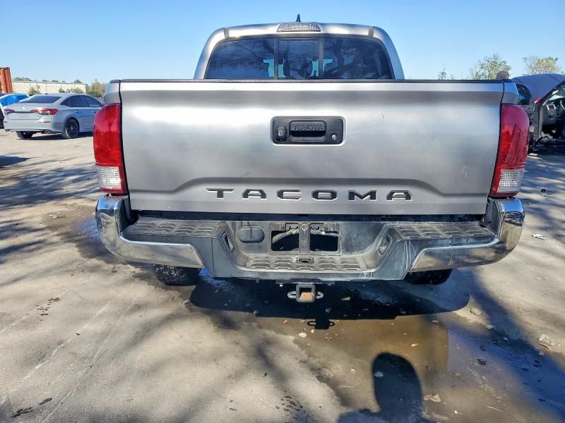 2016 Toyota Tacoma Double cab