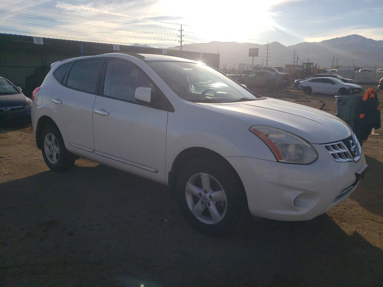 2013 Nissan Rogue s
