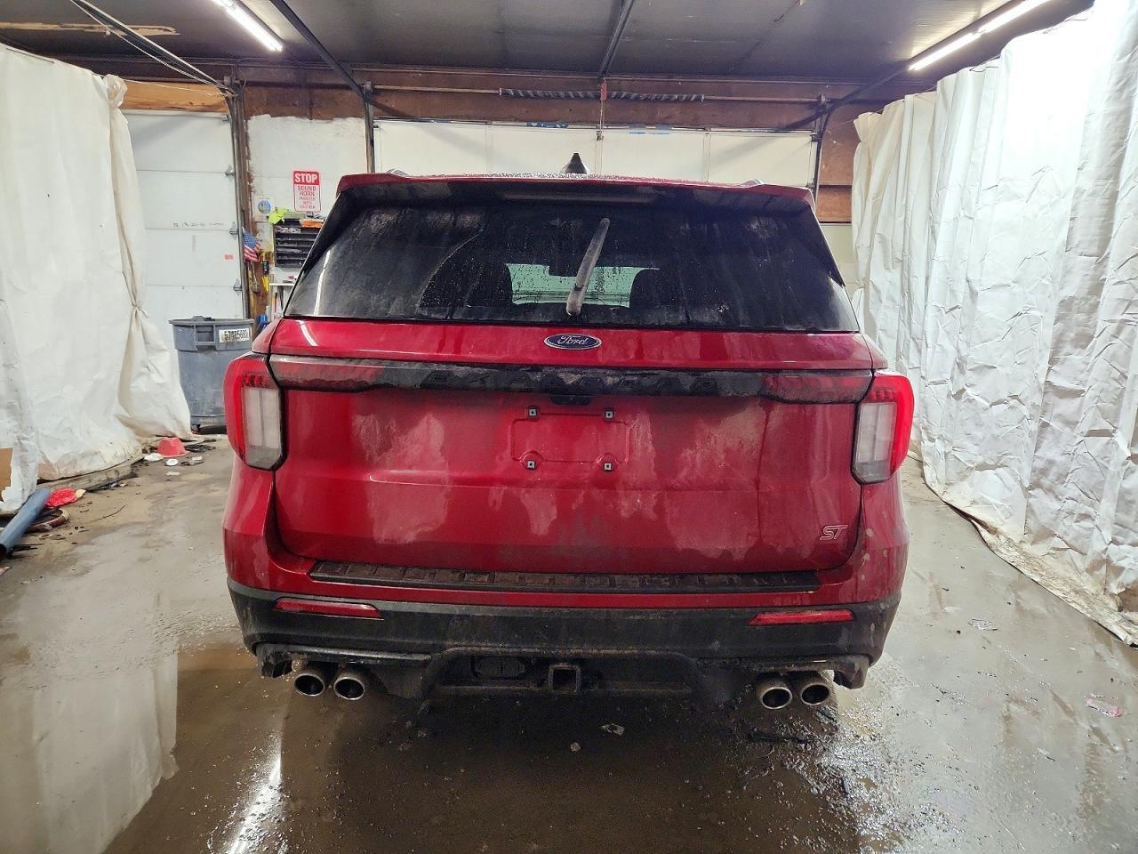 2025 Ford Explorer st