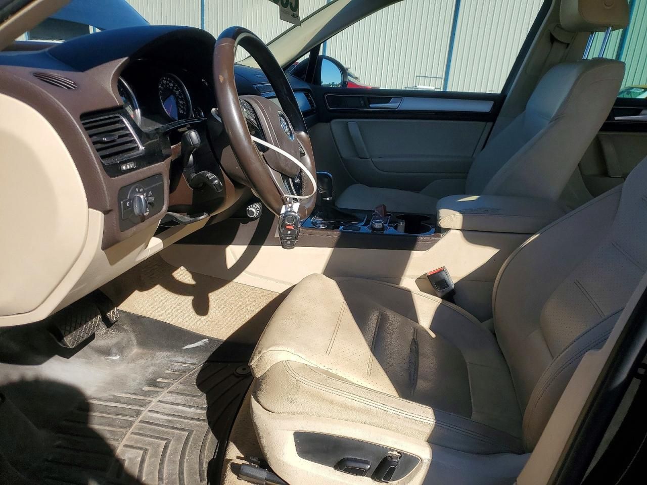 2016 Volkswagen Touareg Sport