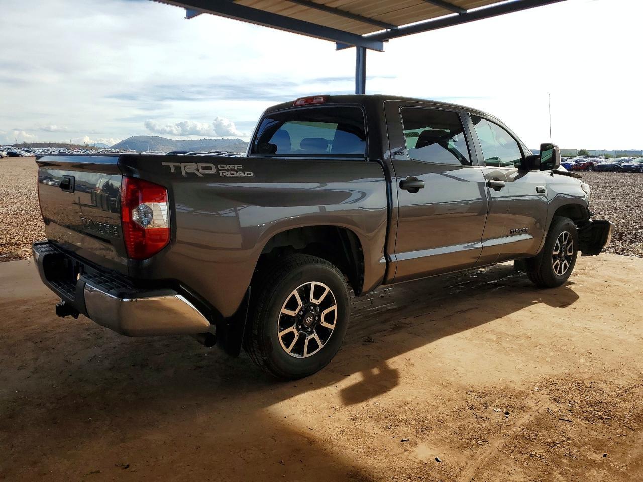 2019 Toyota Tundra Crewmax SR5