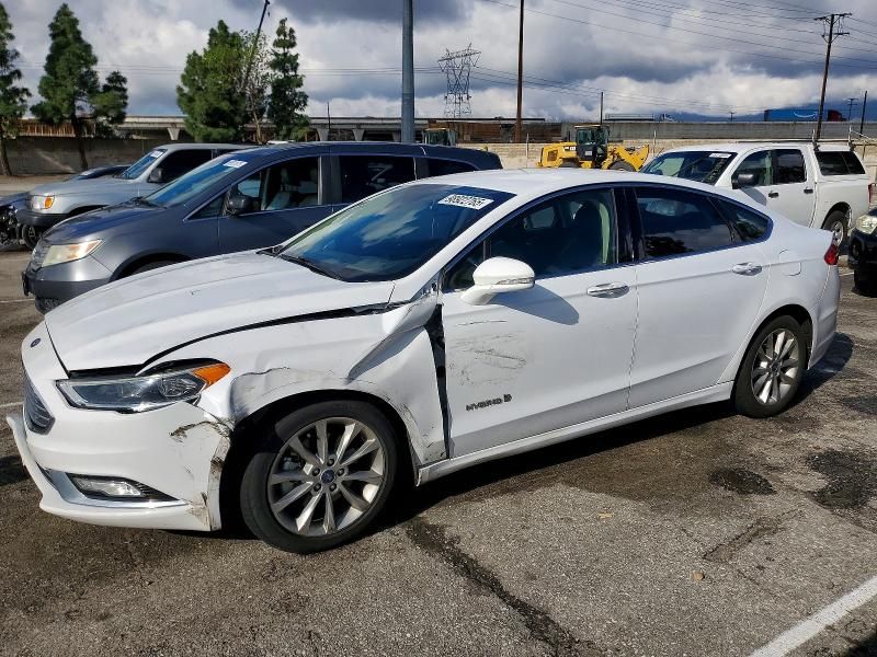 2017 Ford Fusion se Hybrid