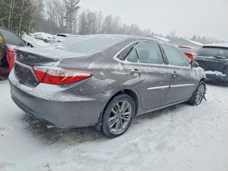 2015 Toyota Camry le